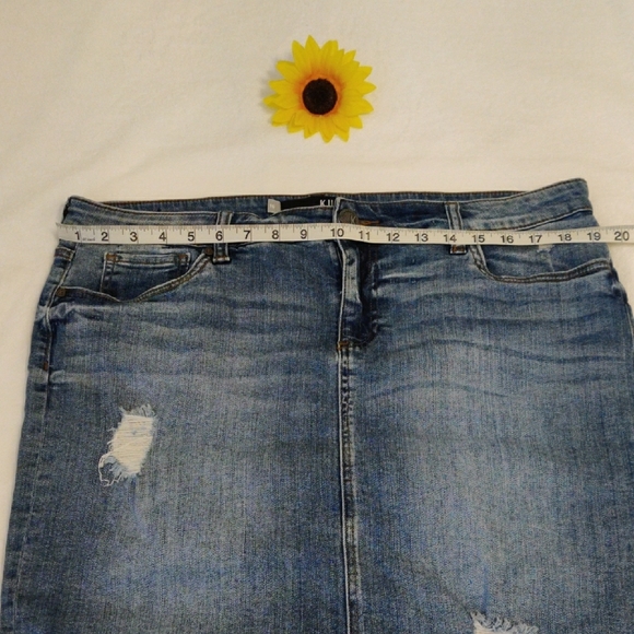 KUT. Denim Blue Skirt - Picture 9 of 10